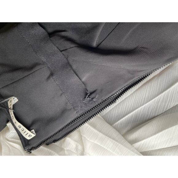 Alice + Olivia Retha Strapless Pleated Maxi Dress in Black & Off White Size 0 - Picture 7 of 10